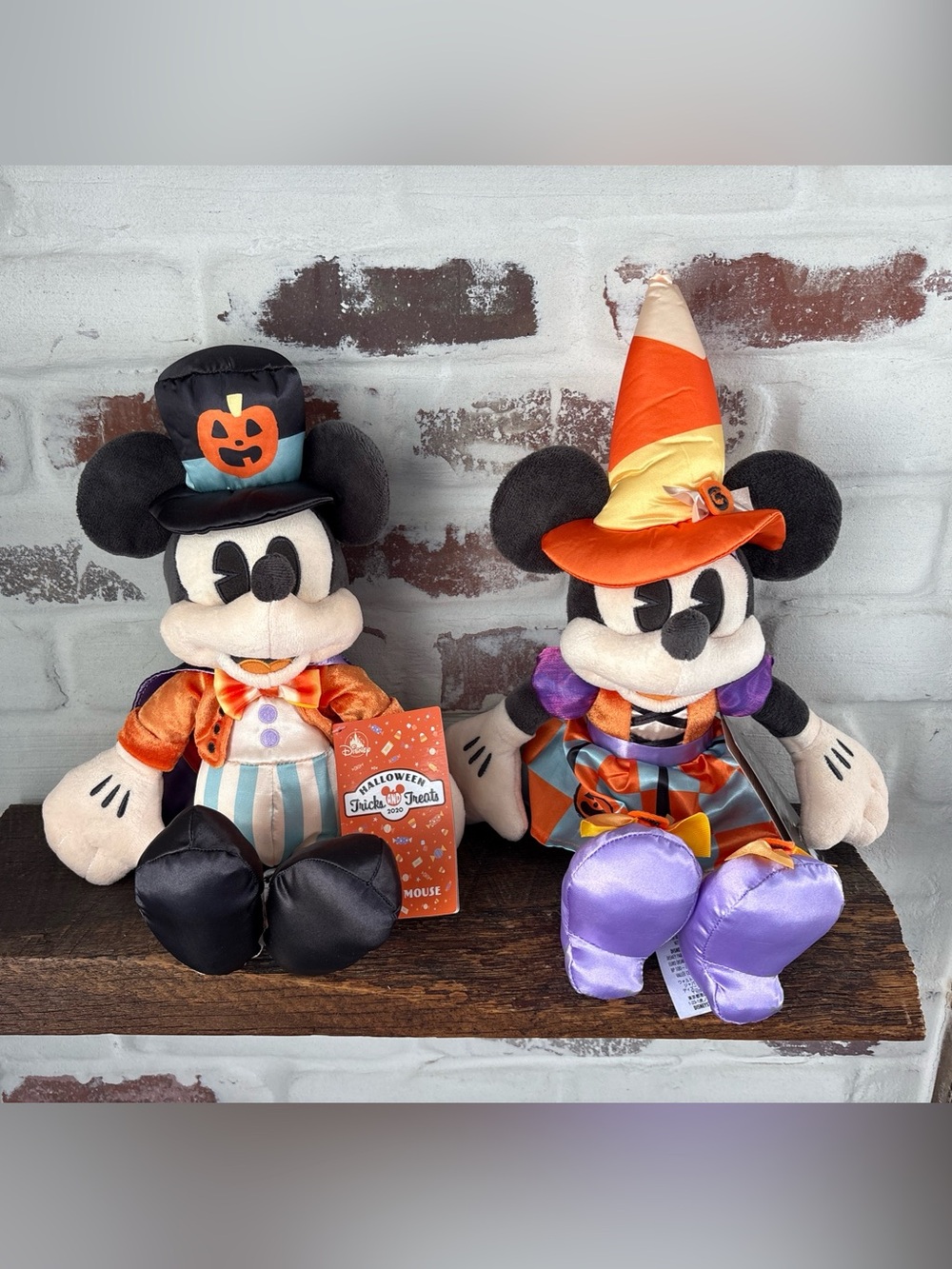 Disney Mickey & Minnie Mouse Halloween Plush Trick/Treat 2020 Spooky MNSSHP Tags